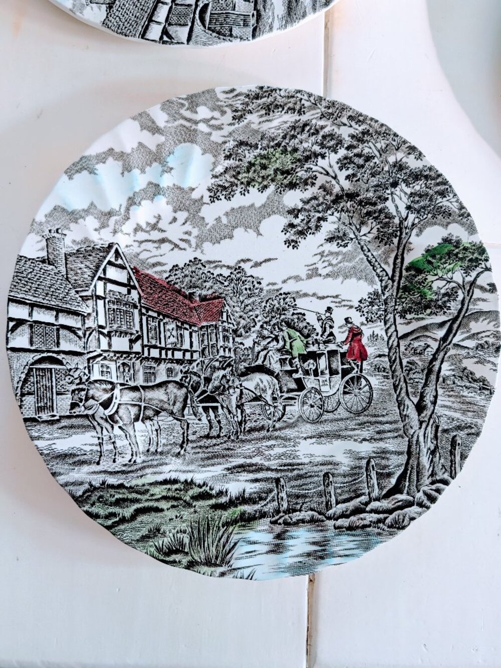 Set of 7 VTG Myott Royal Mail Dinner Plates 10" Red Roof Staffordshire England